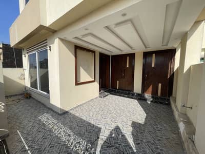 5 Marla Beautiful House For Rent