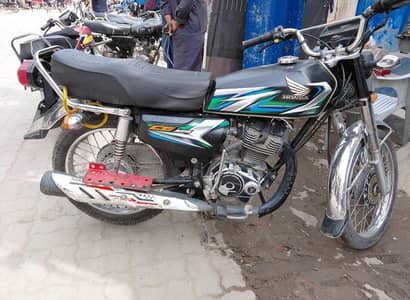 Honda CG 125 2023