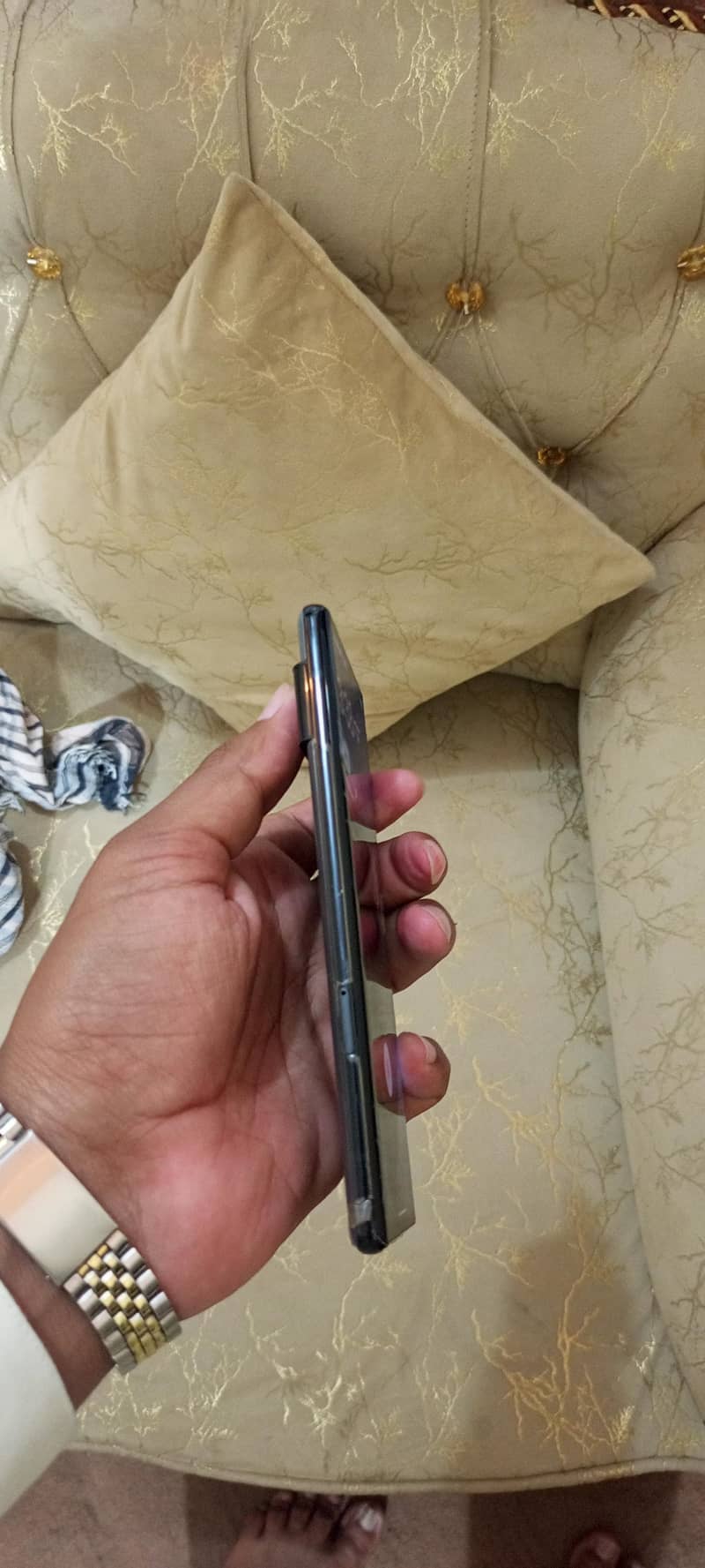 GOOGLE PIXEL 6 PRO 4