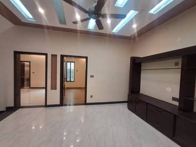 01 KANAL BRAND NEW HOUSE COMMERCIAL OFFICE USE FOR RENT IN JOHAR TOWN LAHORE