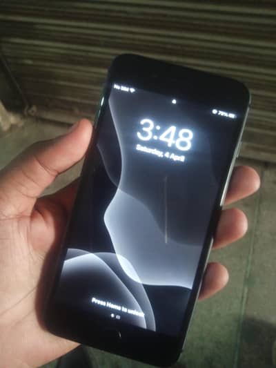 Apple I phone 8 plus