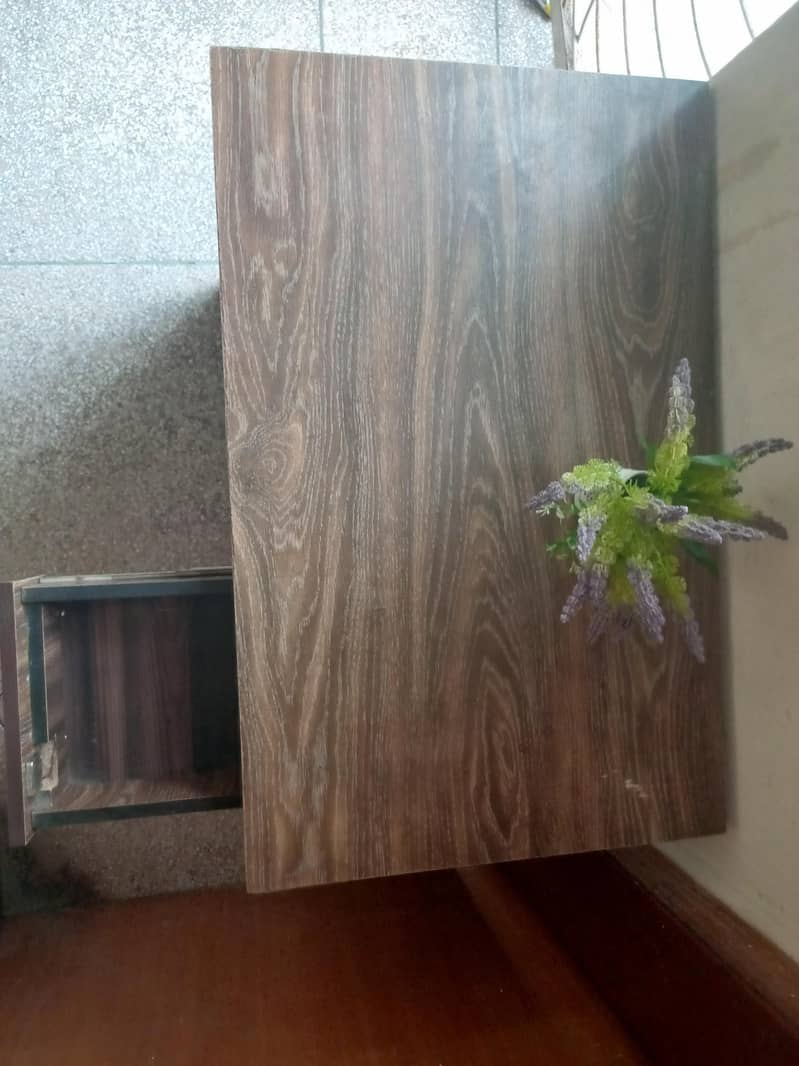 High Quality Study / Office / Computer Table - 9/10 Condition 5