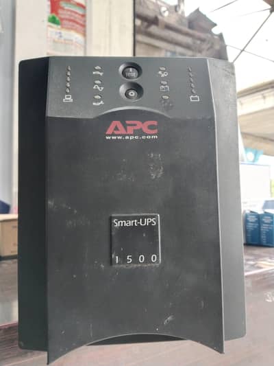 APC Electric Smart-UPS 1500VA Backup Power System