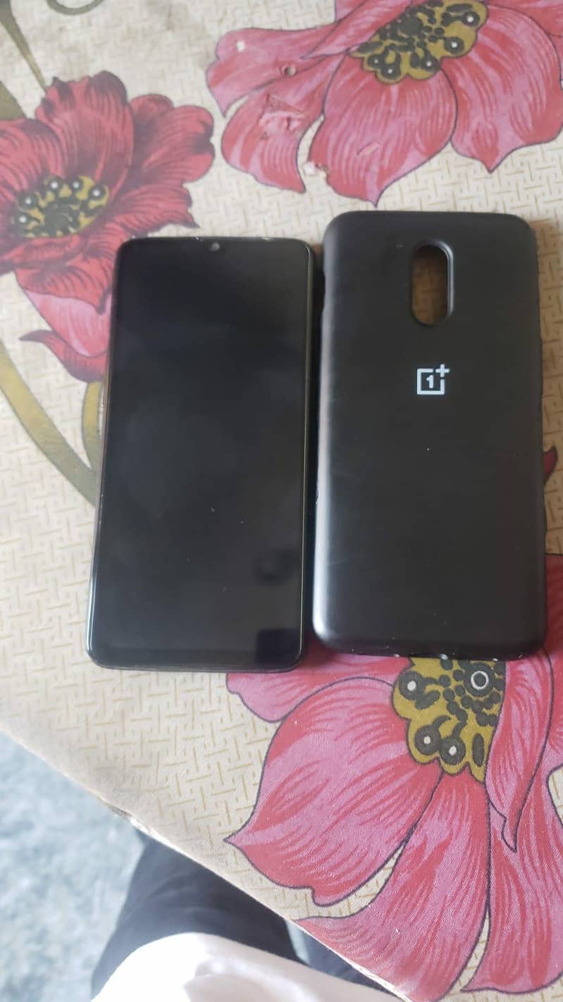 oNePLuS 6T 0