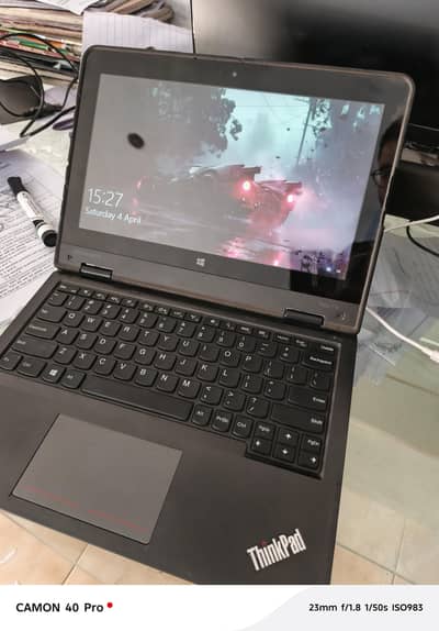 ThinkPad Yoga 11e.