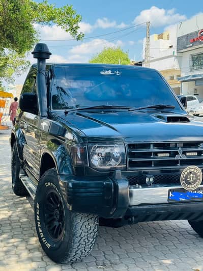 Mitsubishi Pajero 1995 Model