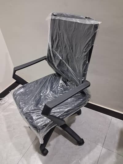 office chair almost new