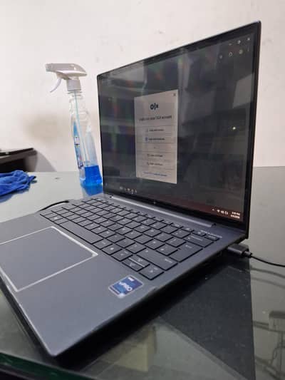 HP DRAGONFY I7 13 GEN touch screen