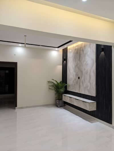 5 Marla Used House For Sale In Lake City Sector M7B