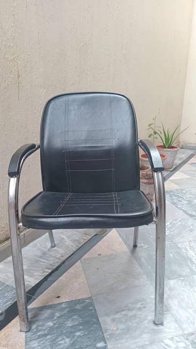 Office Chairs for Sale – Metal Frame – Good Condition