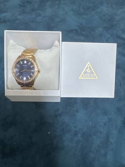 Guess women watch