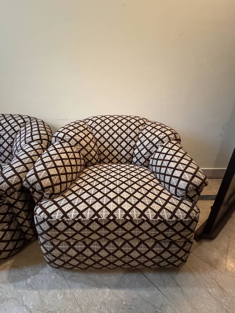 Sofa set 0