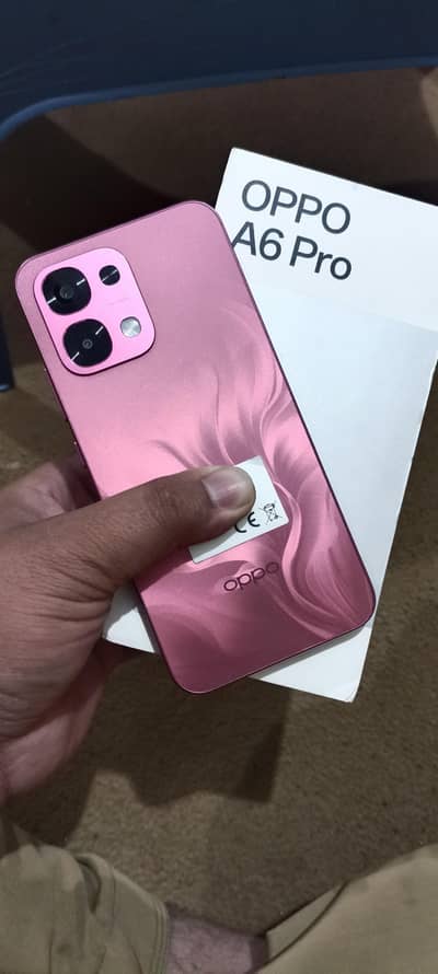 OPPO A6 pro . Ram. . 8+8. . . Room 256. full peknig
