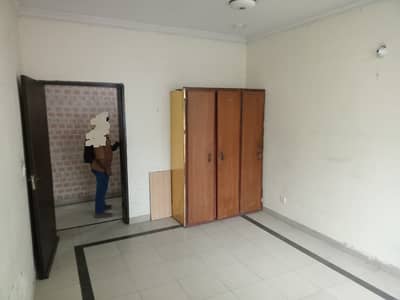 10 Marla Upper Portion Available For Rent (Islam Nagar Area)