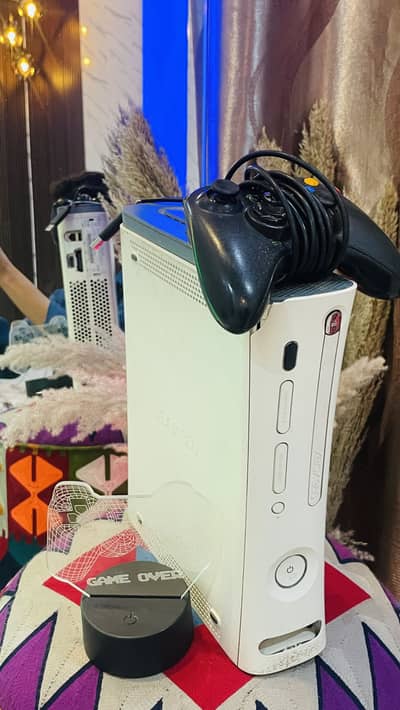 Jasper Xbox360 with gaming Light board free used controller all acces