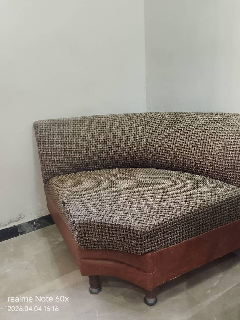sofa L shaped 1