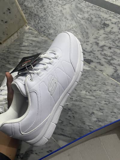 Brand New Skechers Nampa-Osil White Sneakers – Unused, Size 42