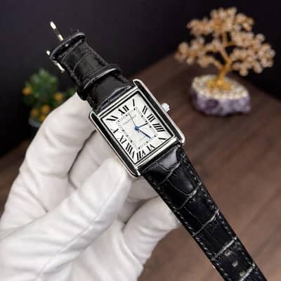 CARTIER TANK (Old Money)