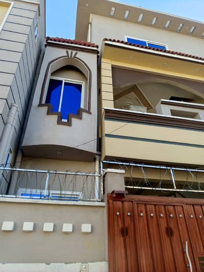 Triple Storey 5 Marla House Electricity 3 Meter Water Registry Intkal 2 Mint Main Road Lahtrar