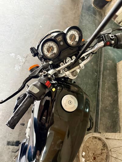 Yamaha yb 125z 2018 ybr ybz