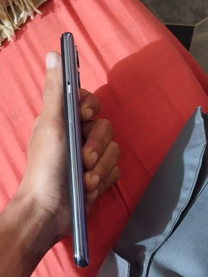 OnePlus 9 5G 1