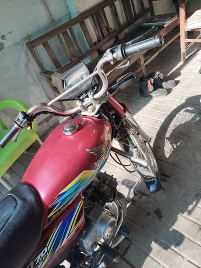 Honda CD 70 2021,,03044815106