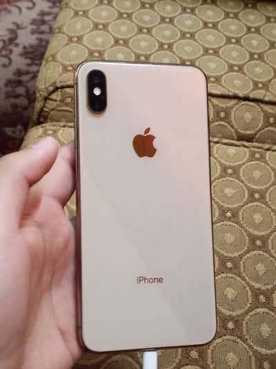 Iphone xsmax rose gold color pta approved is up for sale