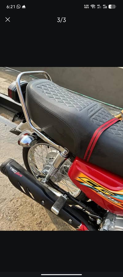 Honda 125 red colour 25/26
