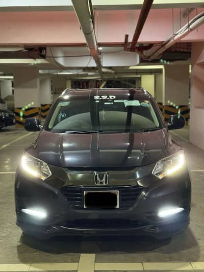 Honda Vezel Hybrid Z Honda Sensing 2017 I Sindh registered I 2022 Reg
