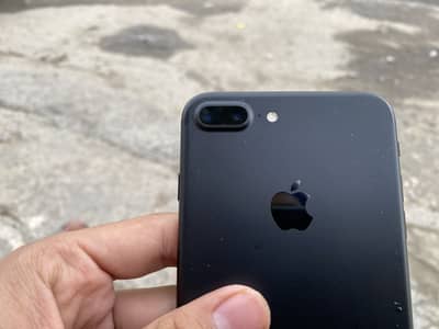 Iphone 7plus is 128 gb orignal box pta