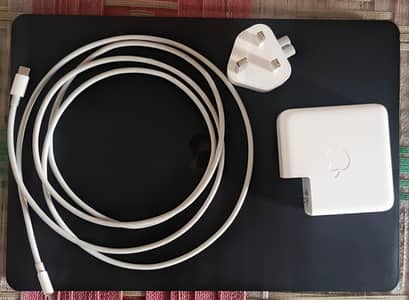 MacBook Pro 2016 With Touch bar & Official Apple Charger