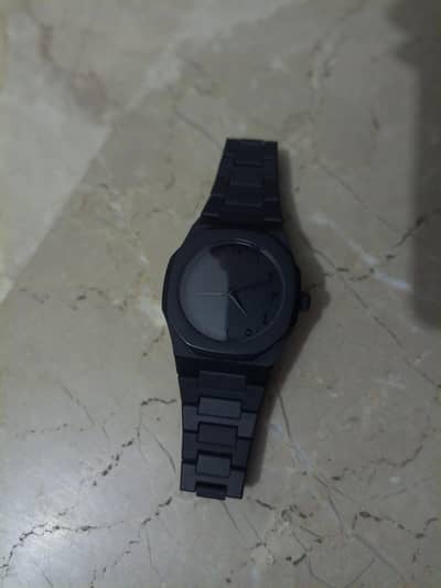 All-Black stealth  Arabic Aura watch -Rare&Elegant | 9/10 condition