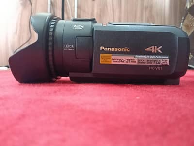 Penasonic 4k Camera HC-VX1