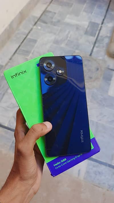 infinix hot 30 for sale 8+8/128