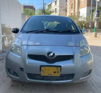 Toyota vitz 2010 registered 2013