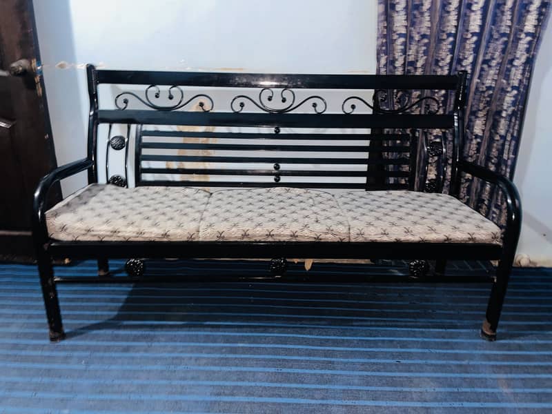 Sofa set with centre table 2