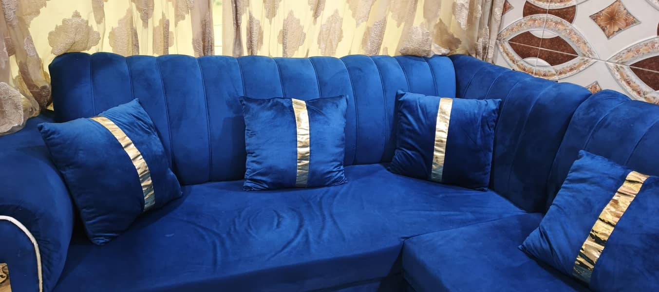 L Shape sofa set with table 1