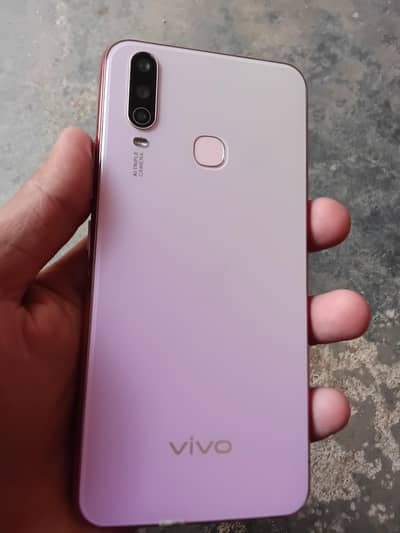 Vivo y17