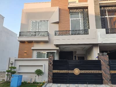 5 Marla Brand New House