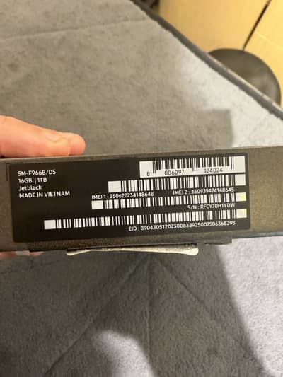 Brand new phone 1 TB 512 ram brand new from uk