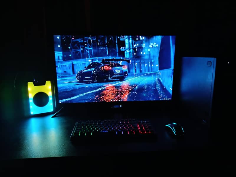ULTIMATE GAMING PC - COMPLETE SETUP 0