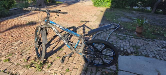 cronus imported aluminium bicycle