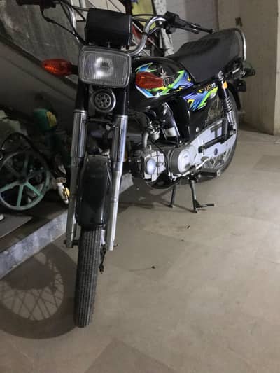 Unique CD 70 Good Condition