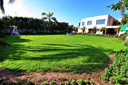 4 Kanal Beautiful Luxury House for Sale Near Defence Raya, DHA Lahore