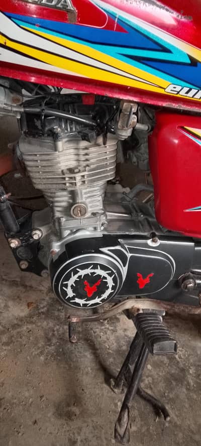 Honda 125 Bike