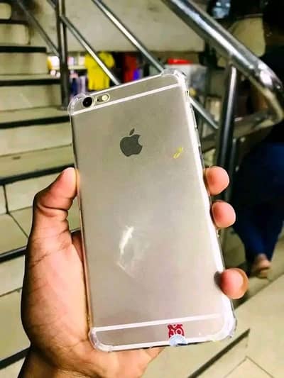 iphone 6 plas 128 GB with box my WhatsApp number 0325/22(61/268