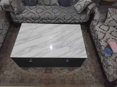 a centr table with fine material