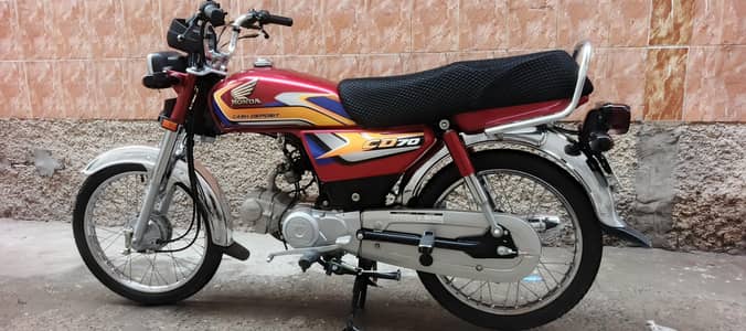 HONDA CD 70 2025
