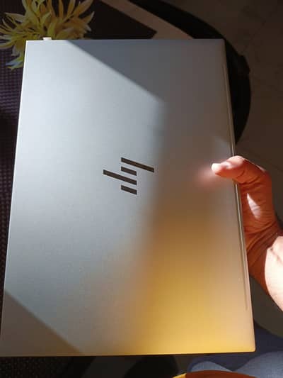 HP Elite book 860 G9 i7 12th generation