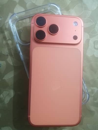 IPhone 17 pro max in brand new condition 69 cycles count